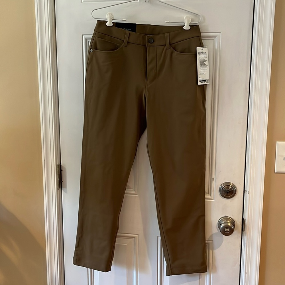 Lululemon men’s ABC pants NWT